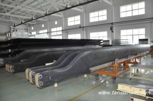 直8配备亚洲最大复合材料旋翼桨叶 寿命超6千小时